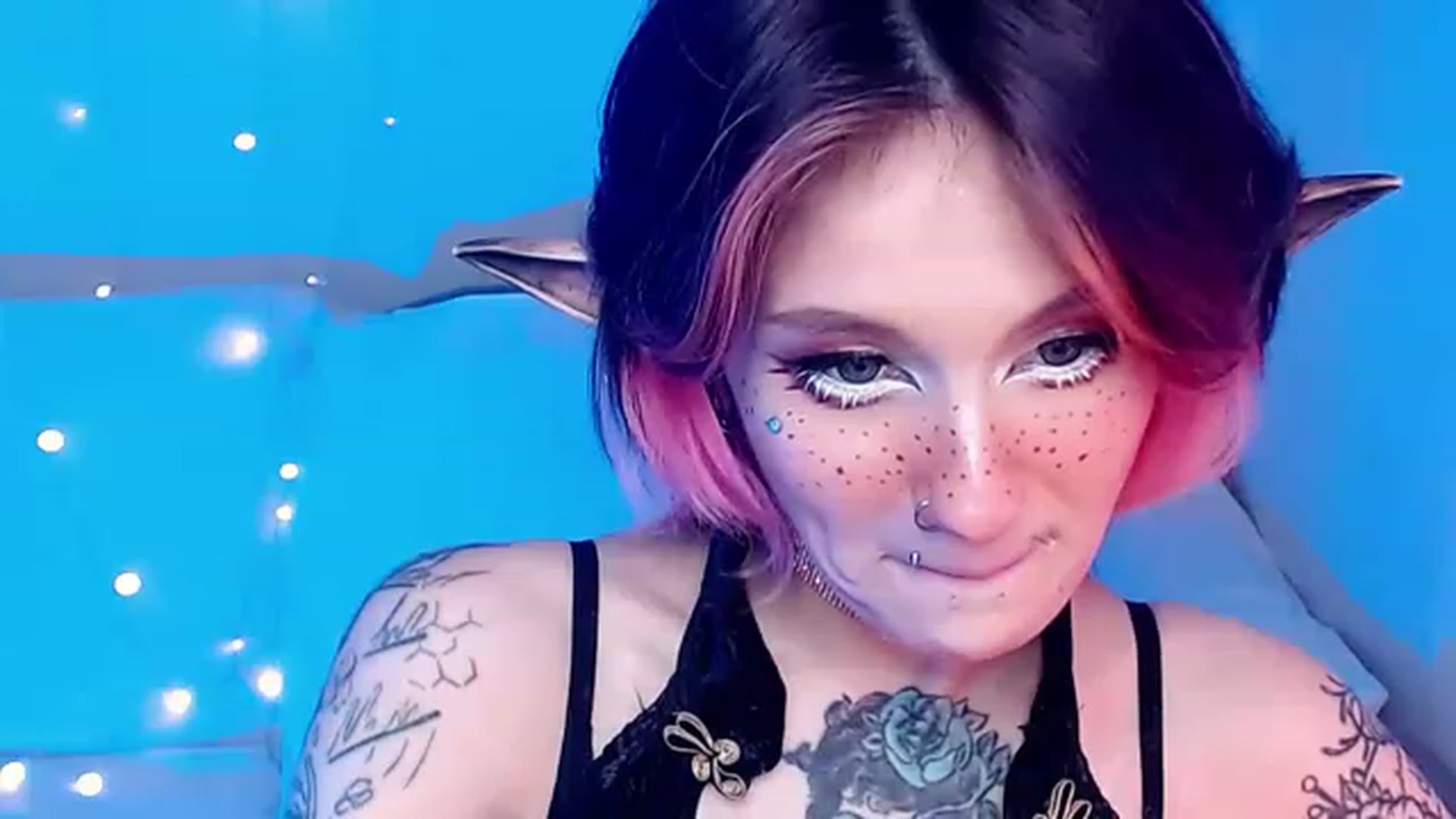 Gallery image thumbnail from Hella_Hell's myfreecams stream on, 08/26/2023, 11:09 image 14 of 20
