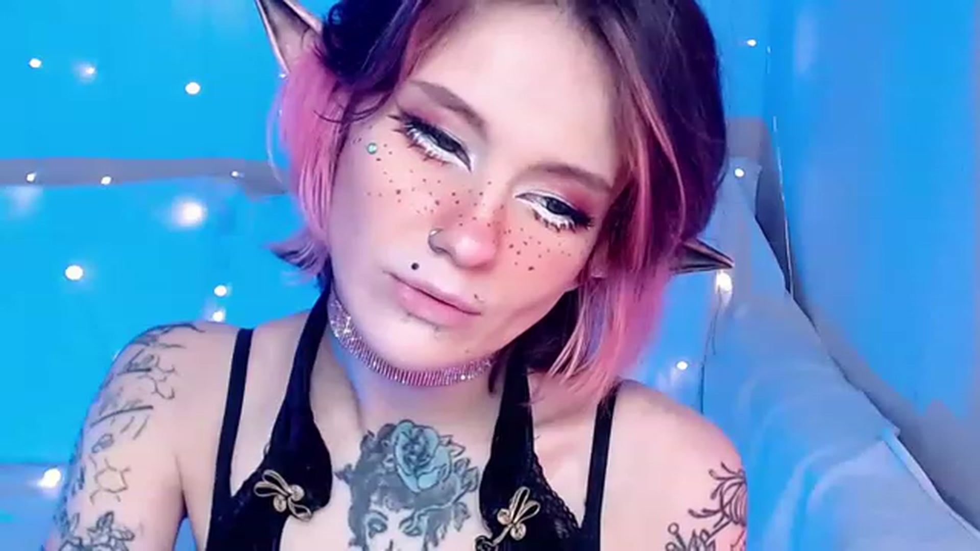 Gallery image thumbnail from Hella_Hell's myfreecams stream on, 08/26/2023, 11:09 image 12 of 20