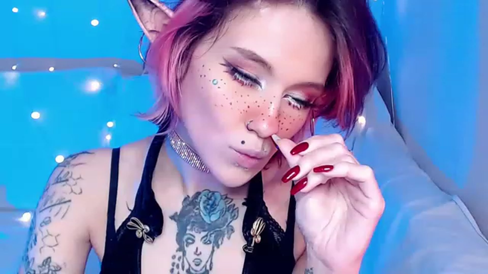 Gallery image thumbnail from Hella_Hell's myfreecams stream on, 08/26/2023, 11:09 image 4 of 20