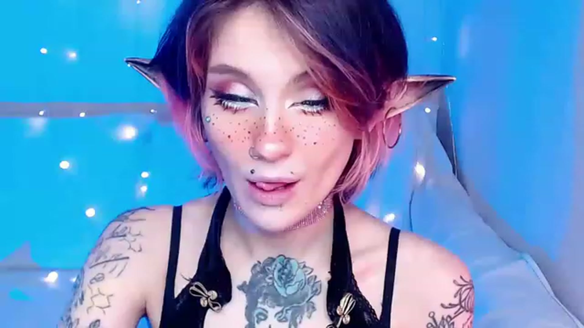 Gallery image thumbnail from Hella_Hell's myfreecams stream on, 08/26/2023, 11:09 image 7 of 20