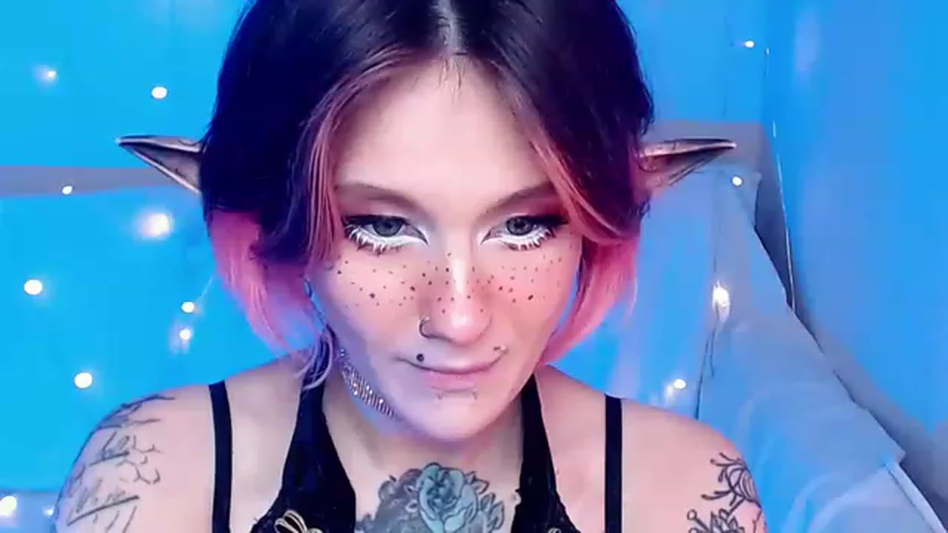 Gallery image thumbnail from Hella_Hell's myfreecams stream on, 08/26/2023, 11:09 image 19 of 20