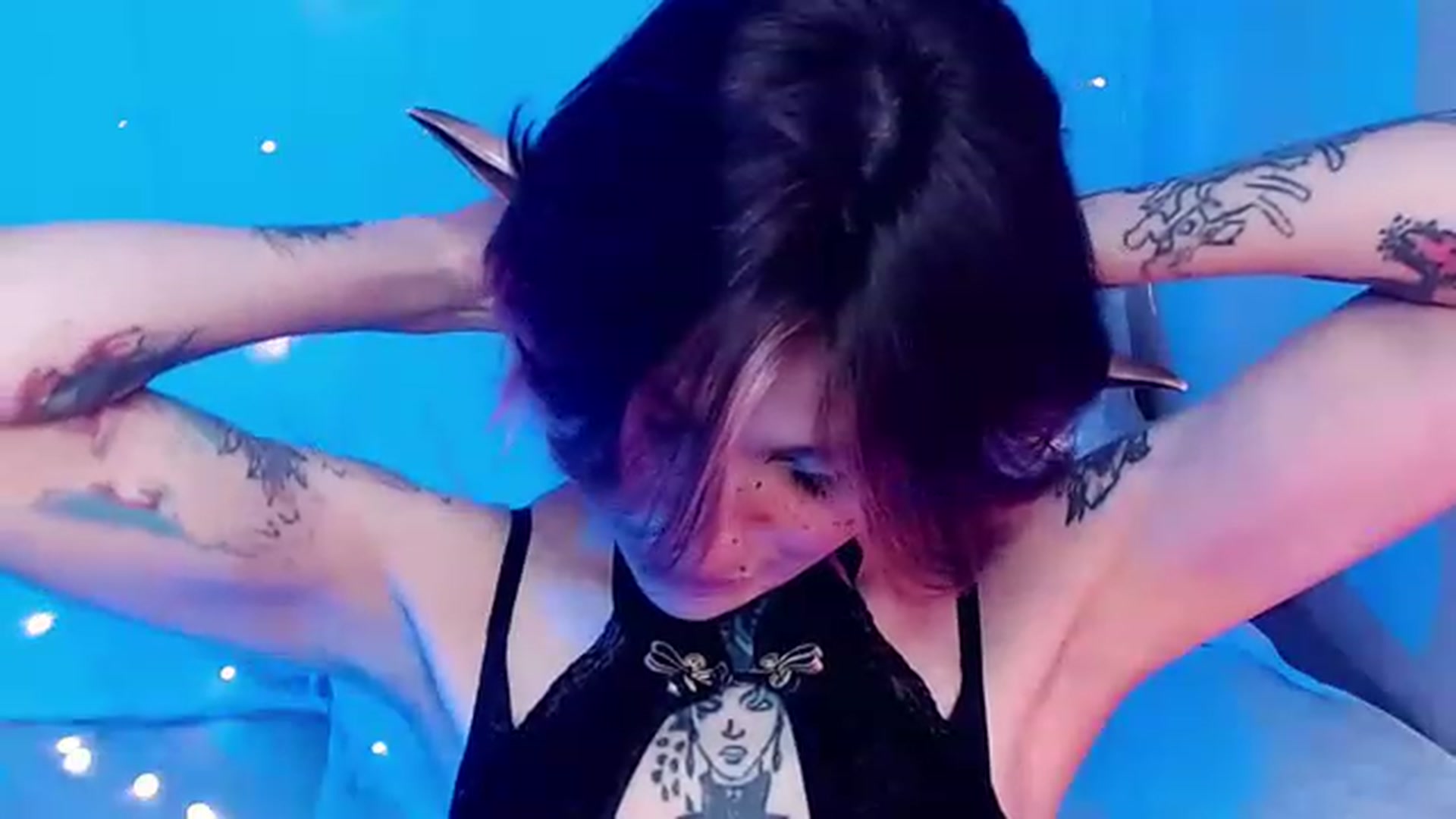 Gallery image thumbnail from Hella_Hell's myfreecams stream on, 08/27/2023, 12:52 image 18 of 20
