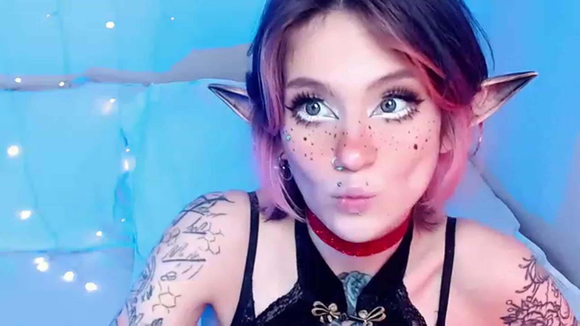 Gallery image thumbnail from Hella_Hell's myfreecams stream on, 08/27/2023, 12:52 image 9 of 20