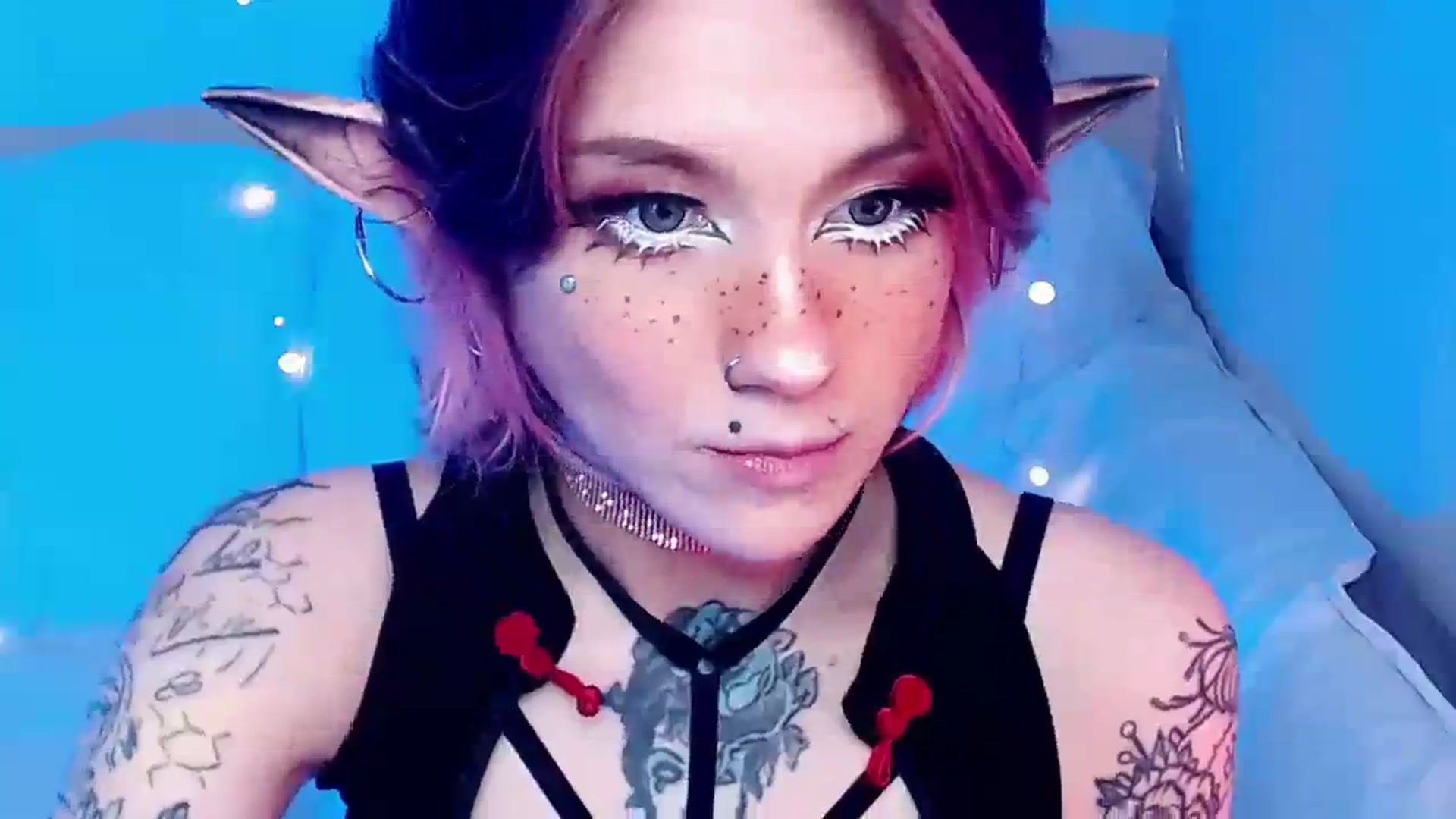 Gallery image thumbnail from Hella_Hell's myfreecams stream on, 08/28/2023, 12:38 image 10 of 20