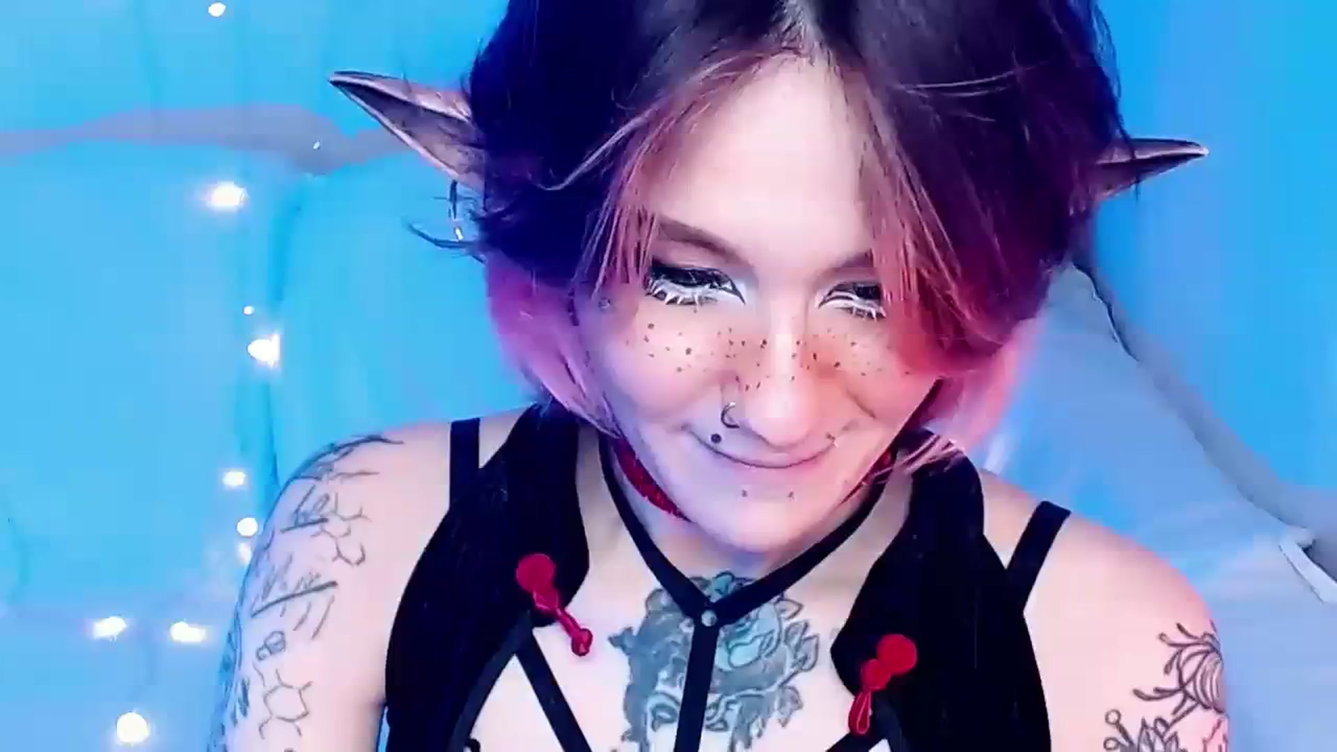 Gallery image thumbnail from Hella_Hell's myfreecams stream on, 08/28/2023, 12:38 image 1 of 20