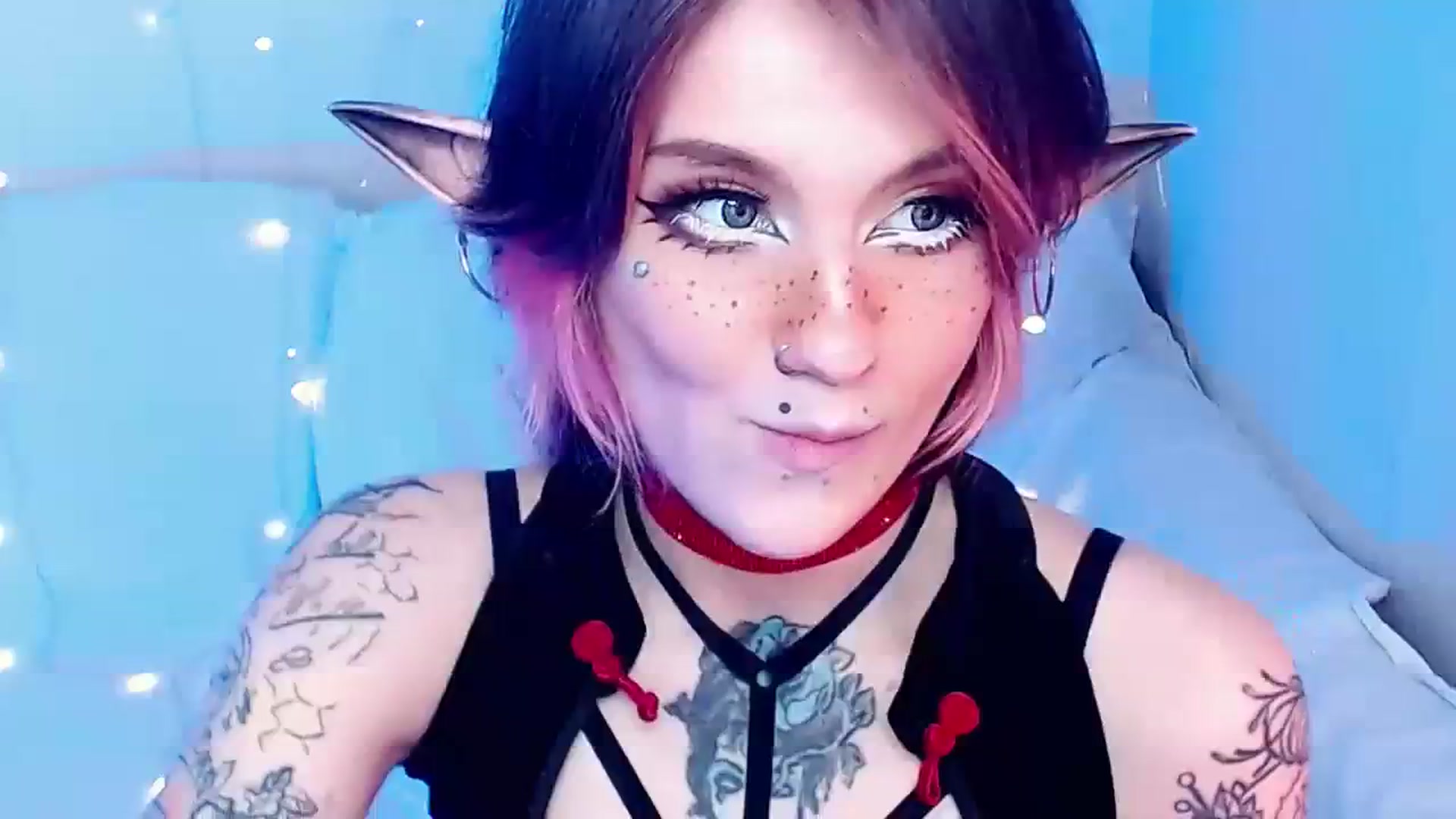 Gallery image thumbnail from Hella_Hell's myfreecams stream on, 08/28/2023, 12:38 image 4 of 20