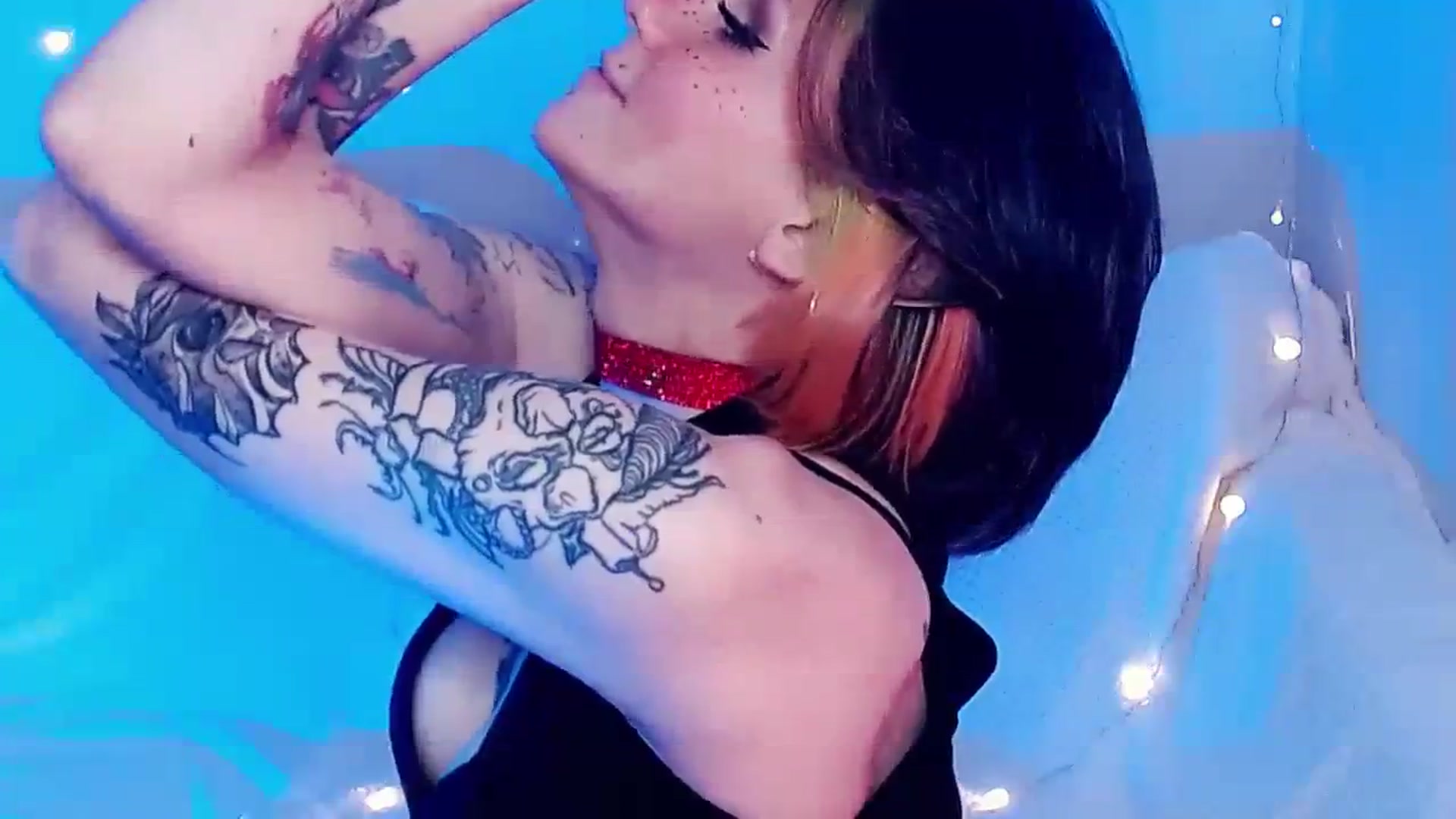 Gallery image thumbnail from Hella_Hell's myfreecams stream on, 09/11/2023, 08:07 image 5 of 20