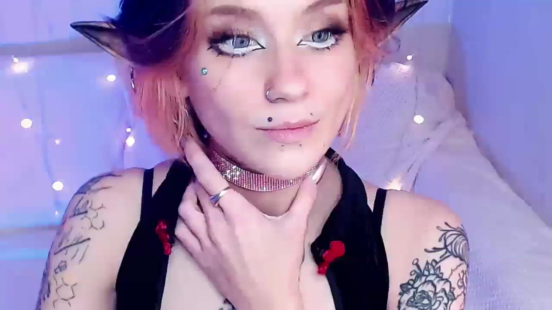Gallery image thumbnail from Hella_Hell's myfreecams stream on, 09/18/2023, 09:59 image 16 of 20