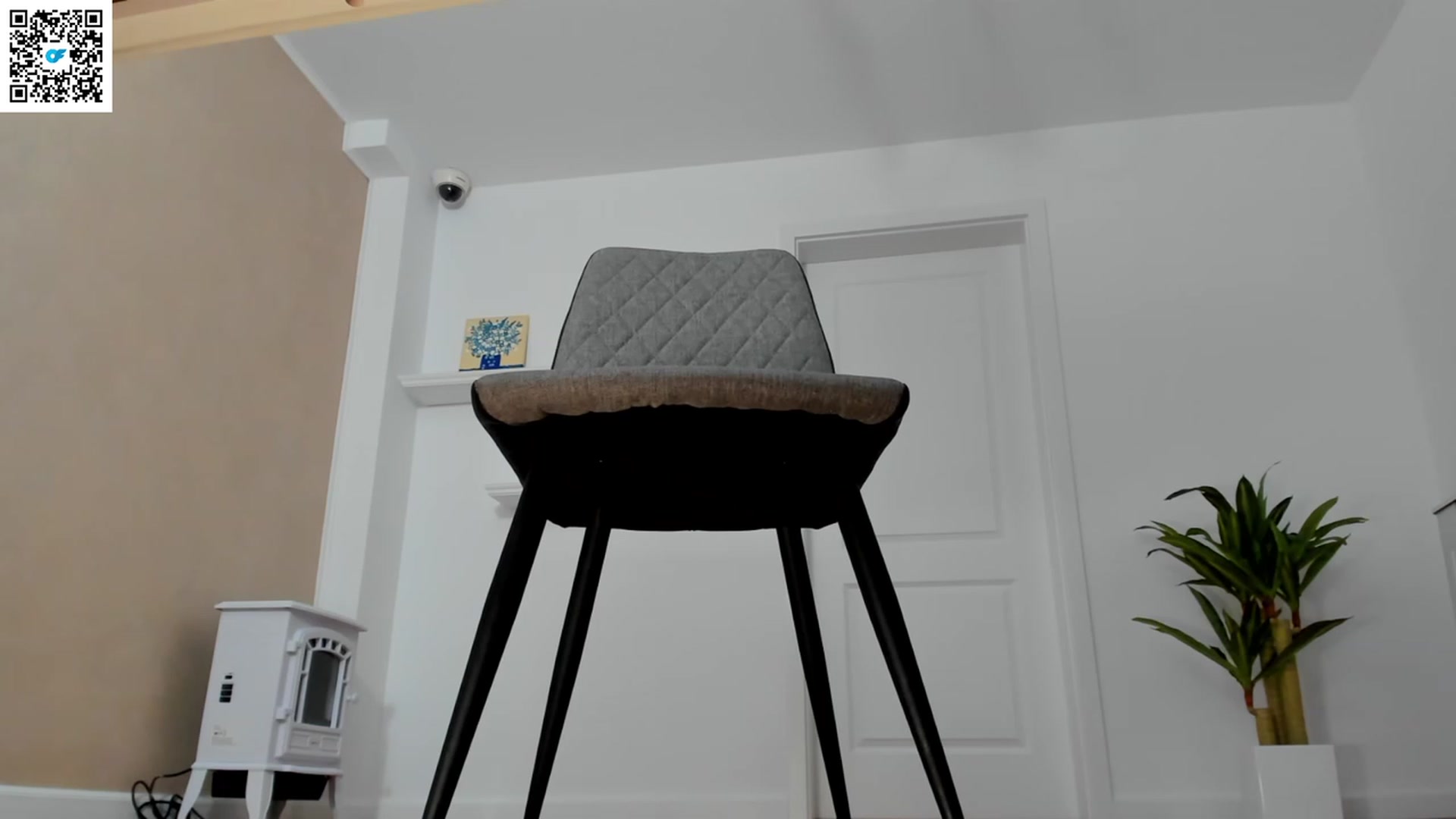 Gallery image thumbnail from Helle__'s myfreecams stream on, 11/15/2022, 14:11 image 11 of 20