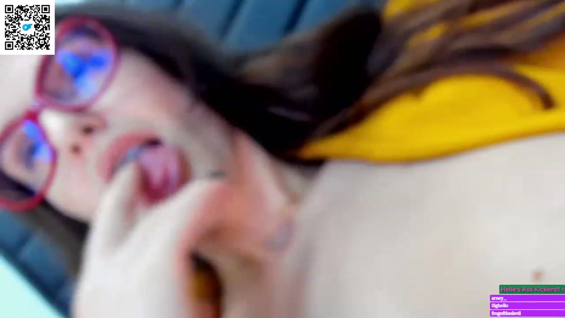 Gallery image thumbnail from Helle__'s myfreecams stream on, 11/18/2022, 15:03 image 20 of 20