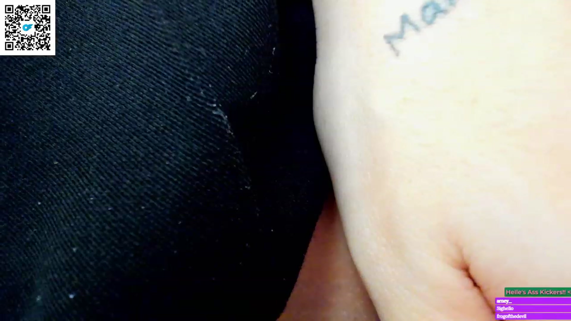 Gallery image thumbnail from Helle__'s myfreecams stream on, 11/18/2022, 15:03 image 19 of 20