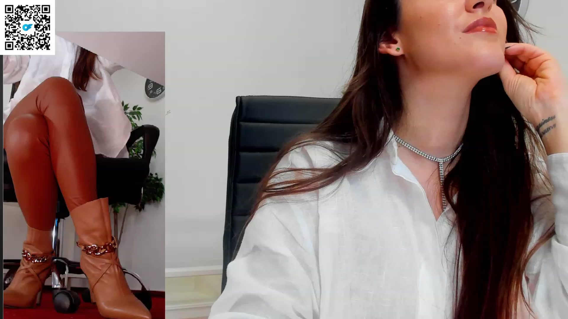 Gallery image thumbnail from Helle__'s myfreecams stream on, 11/28/2022, 14:59 image 19 of 20