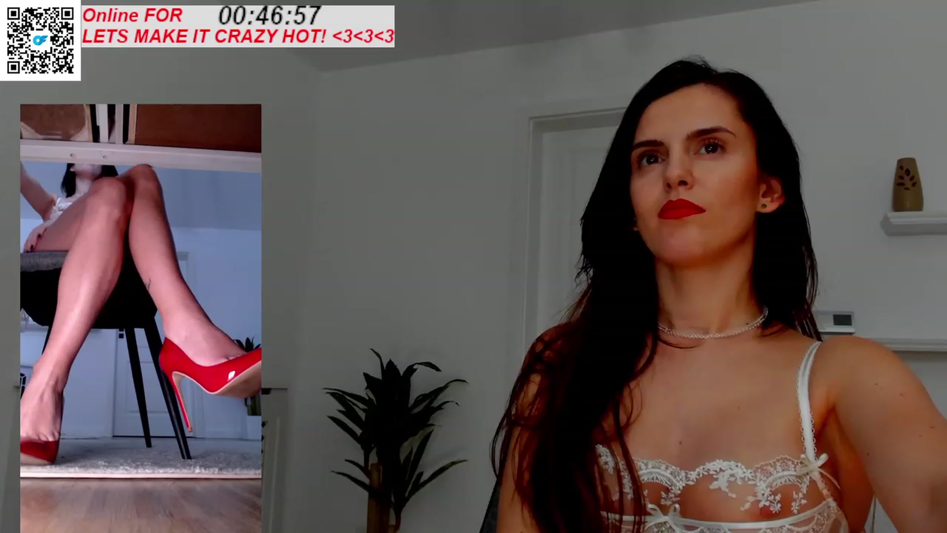 Gallery image thumbnail from Helle__'s myfreecams stream on, 11/30/2022, 22:09 image 14 of 20