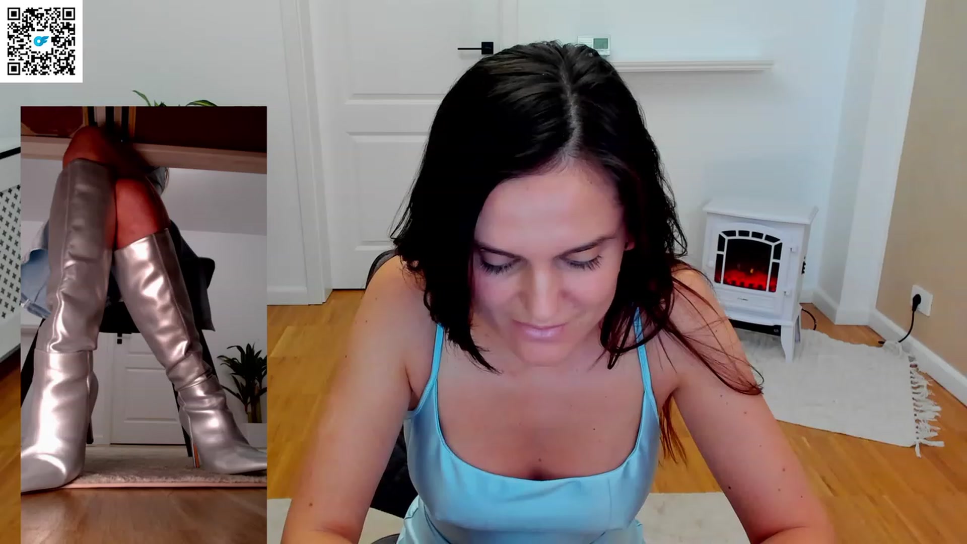 Gallery image thumbnail from Helle__'s myfreecams stream on, 12/07/2022, 21:34 image 5 of 20