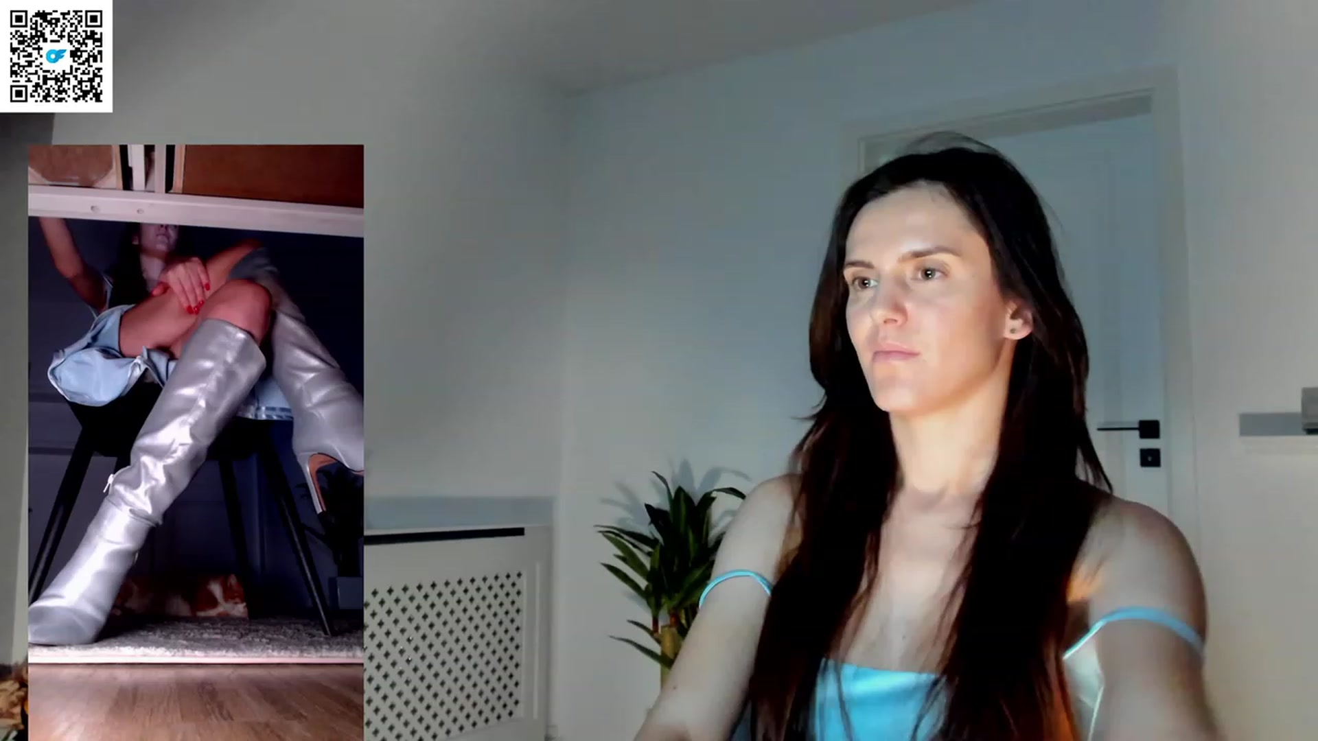 Gallery image thumbnail from Helle__'s myfreecams stream on, 12/07/2022, 21:34 image 15 of 20