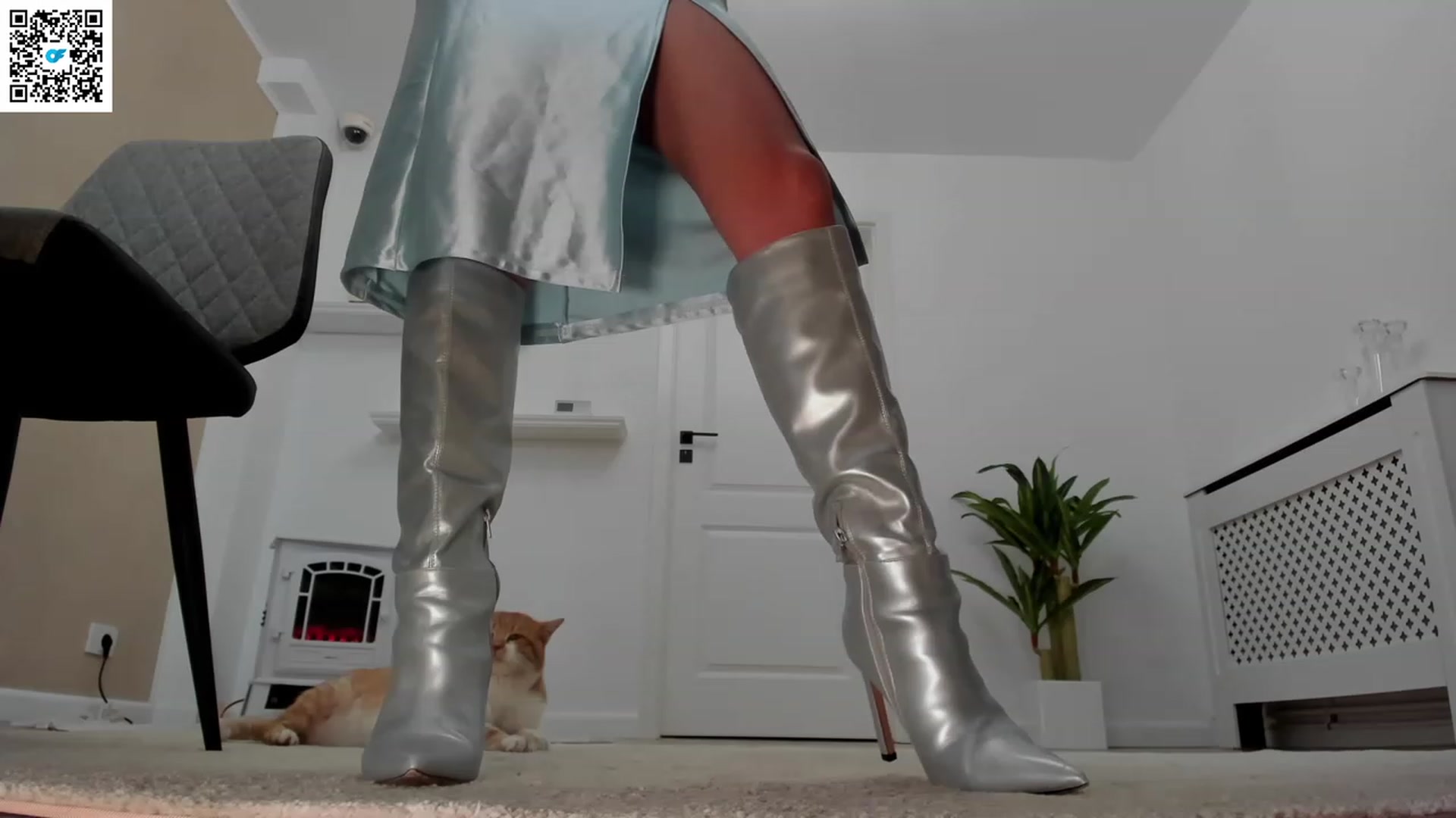 Gallery image thumbnail from Helle__'s myfreecams stream on, 12/07/2022, 21:34 image 12 of 20
