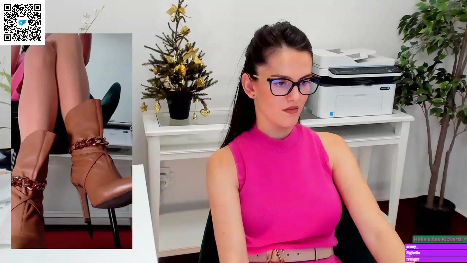Gallery image thumbnail from Helle__'s myfreecams stream on, 12/08/2022, 13:10 image 20 of 20