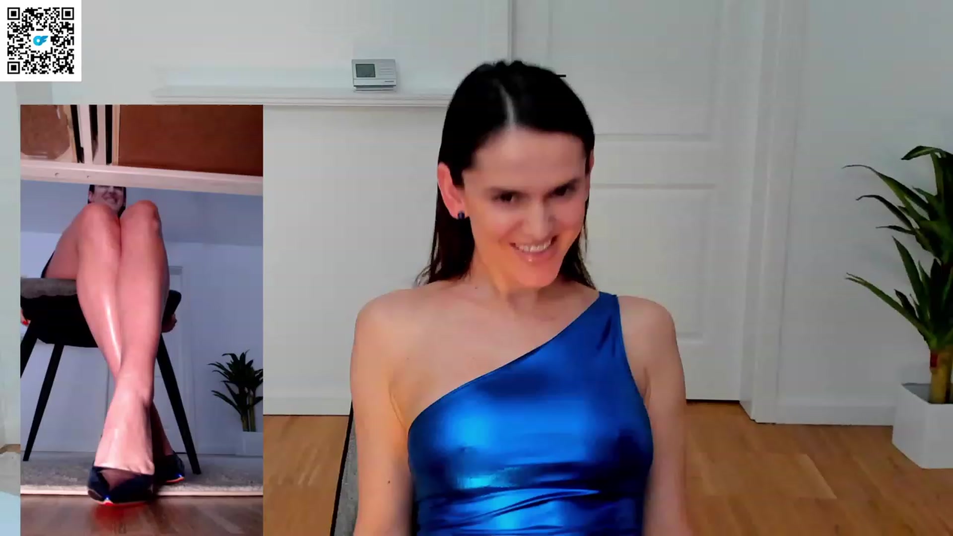 Gallery image thumbnail from Helle__'s myfreecams stream on, 01/03/2023, 20:57 image 4 of 20