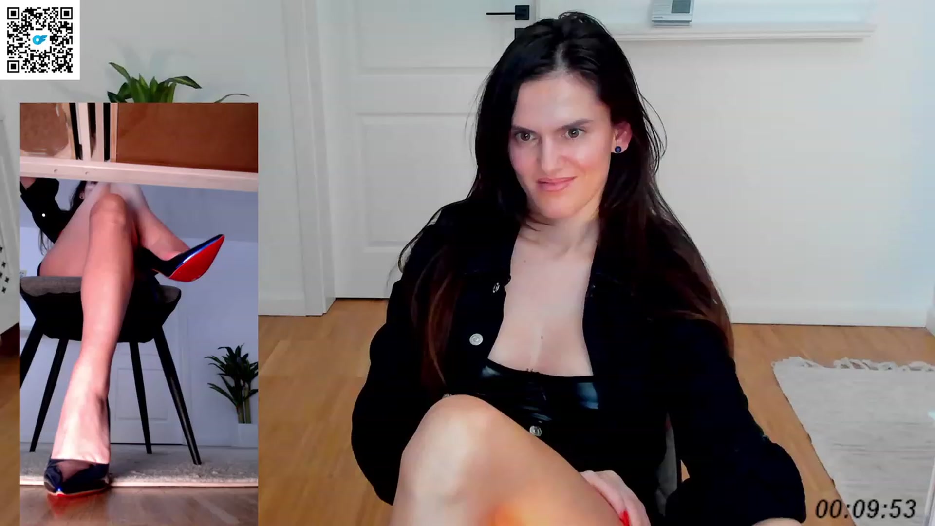 Gallery image thumbnail from Helle__'s myfreecams stream on, 01/05/2023, 21:52 image 19 of 20