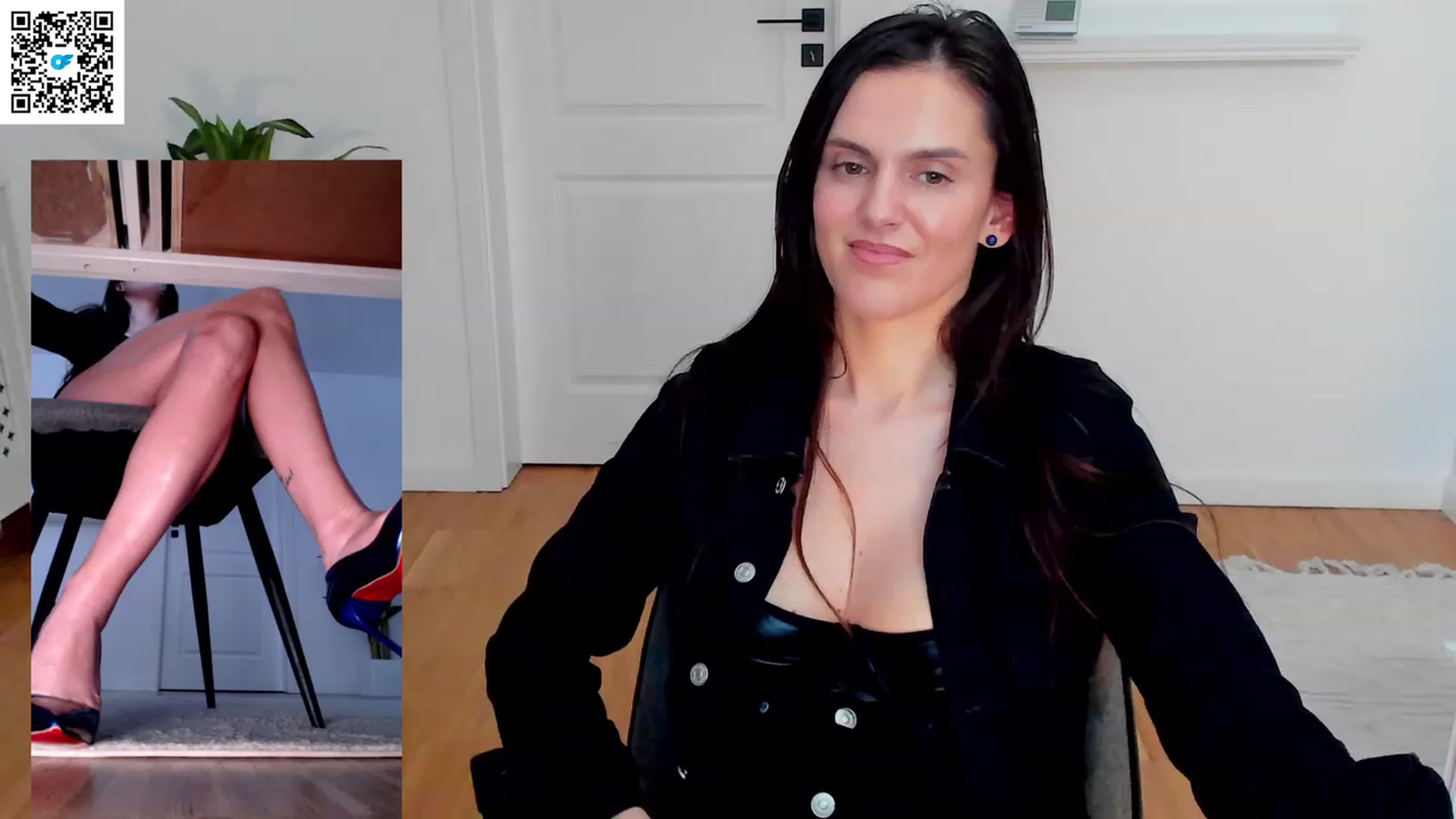 Gallery image thumbnail from Helle__'s myfreecams stream on, 01/05/2023, 22:05 image 13 of 20