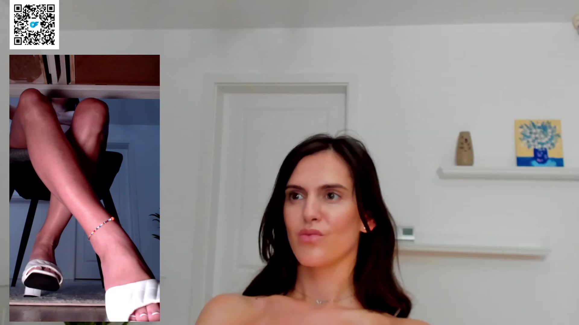 Gallery image thumbnail from Helle__'s myfreecams stream on, 01/30/2023, 17:12 image 5 of 20