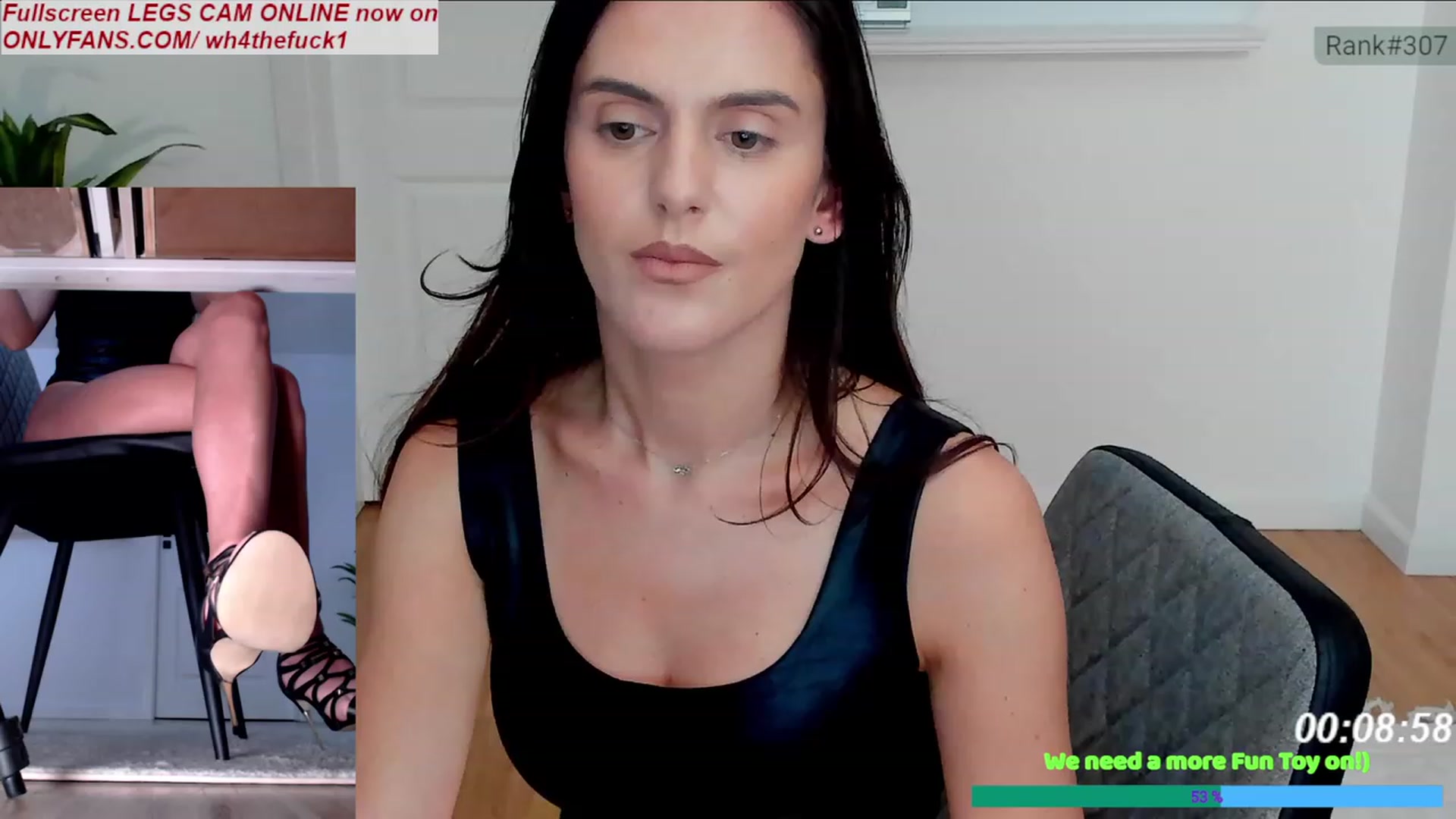 Gallery image thumbnail from Helle__'s myfreecams stream on, 02/04/2023, 16:17 image 8 of 20