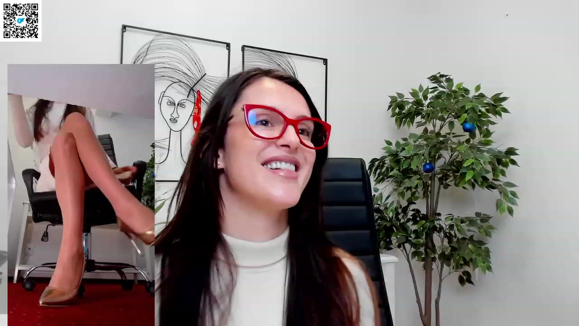 Gallery image thumbnail from Helle__'s myfreecams stream on, 02/15/2023, 11:01 image 5 of 20