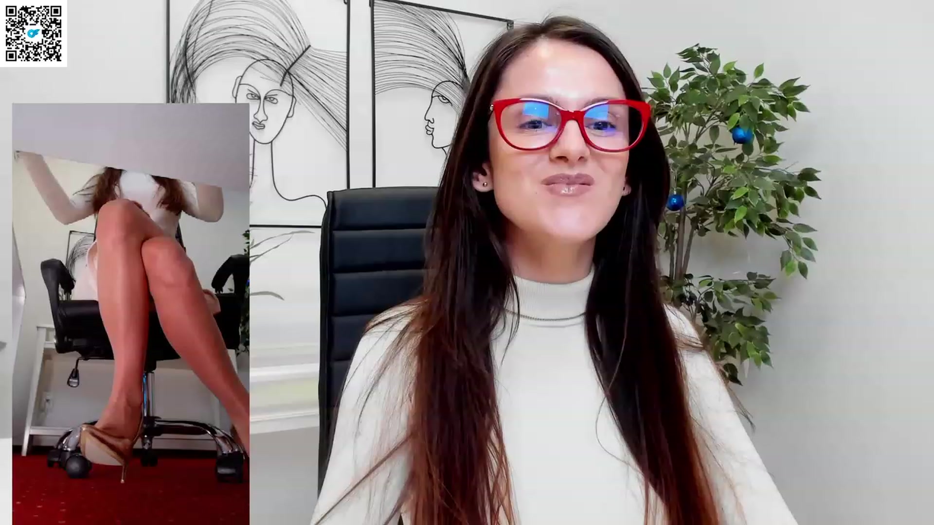 Gallery image thumbnail from Helle__'s myfreecams stream on, 02/15/2023, 11:01 image 2 of 20