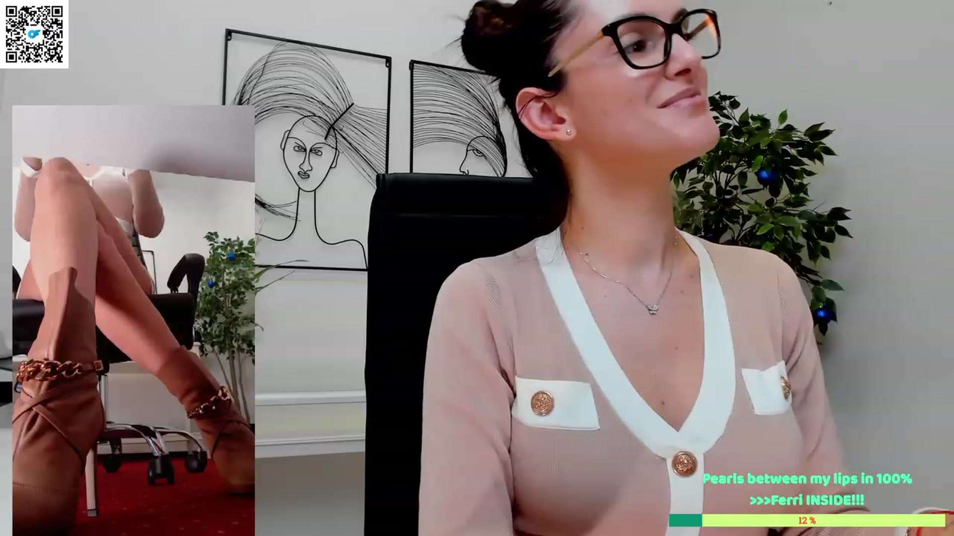 Gallery image thumbnail from Helle__'s myfreecams stream on, 02/24/2023, 09:16 image 14 of 20