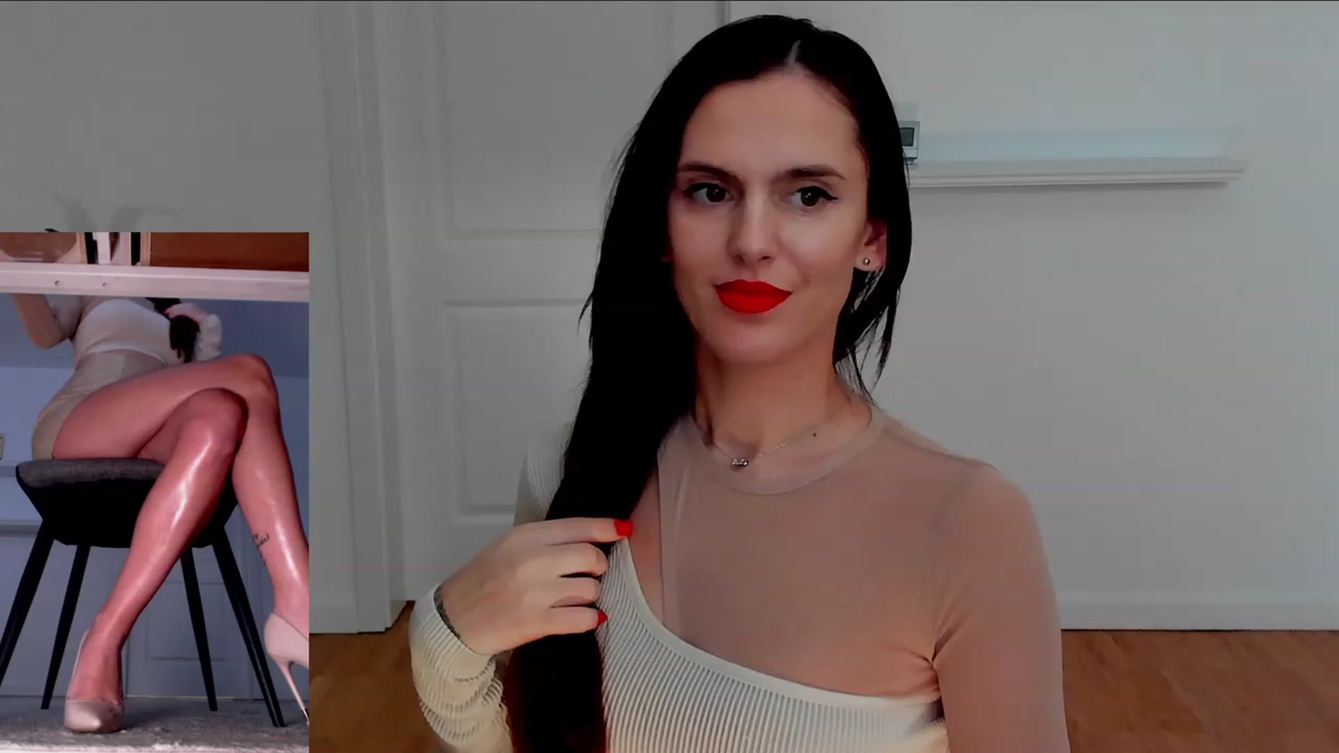 Gallery image thumbnail from Helle__'s myfreecams stream on, 02/24/2023, 20:27 image 1 of 20
