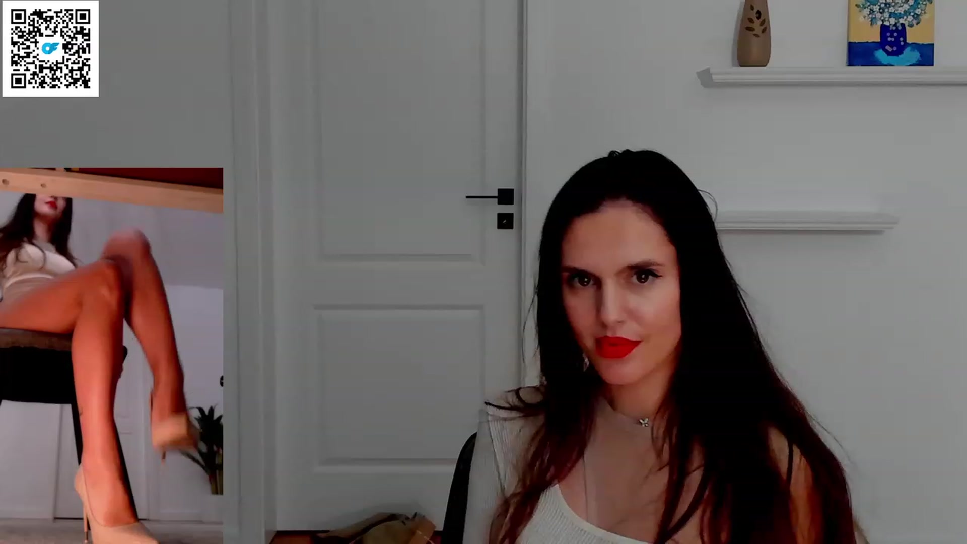 Gallery image thumbnail from Helle__'s myfreecams stream on, 02/24/2023, 21:15 image 13 of 20