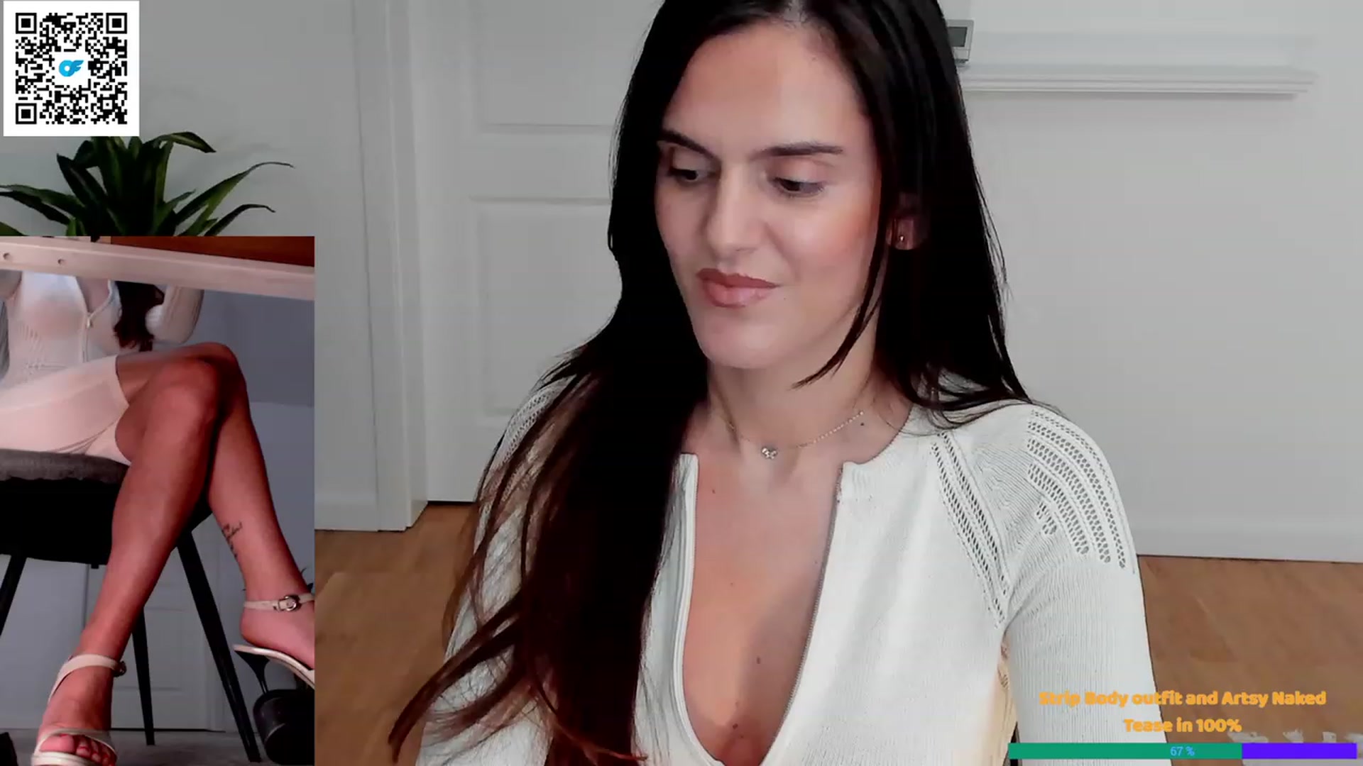 Gallery image thumbnail from Helle__'s myfreecams stream on, 02/26/2023, 18:43 image 19 of 20