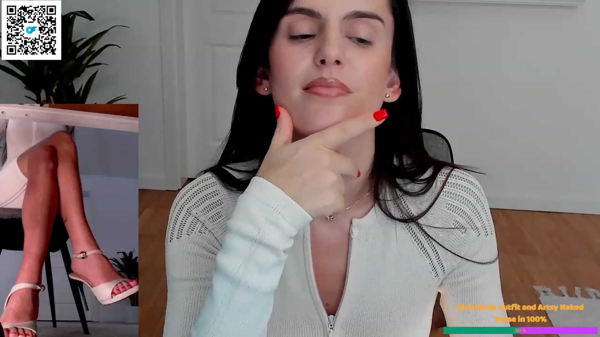 Gallery image thumbnail from Helle__'s myfreecams stream on, 02/26/2023, 18:43 image 16 of 20