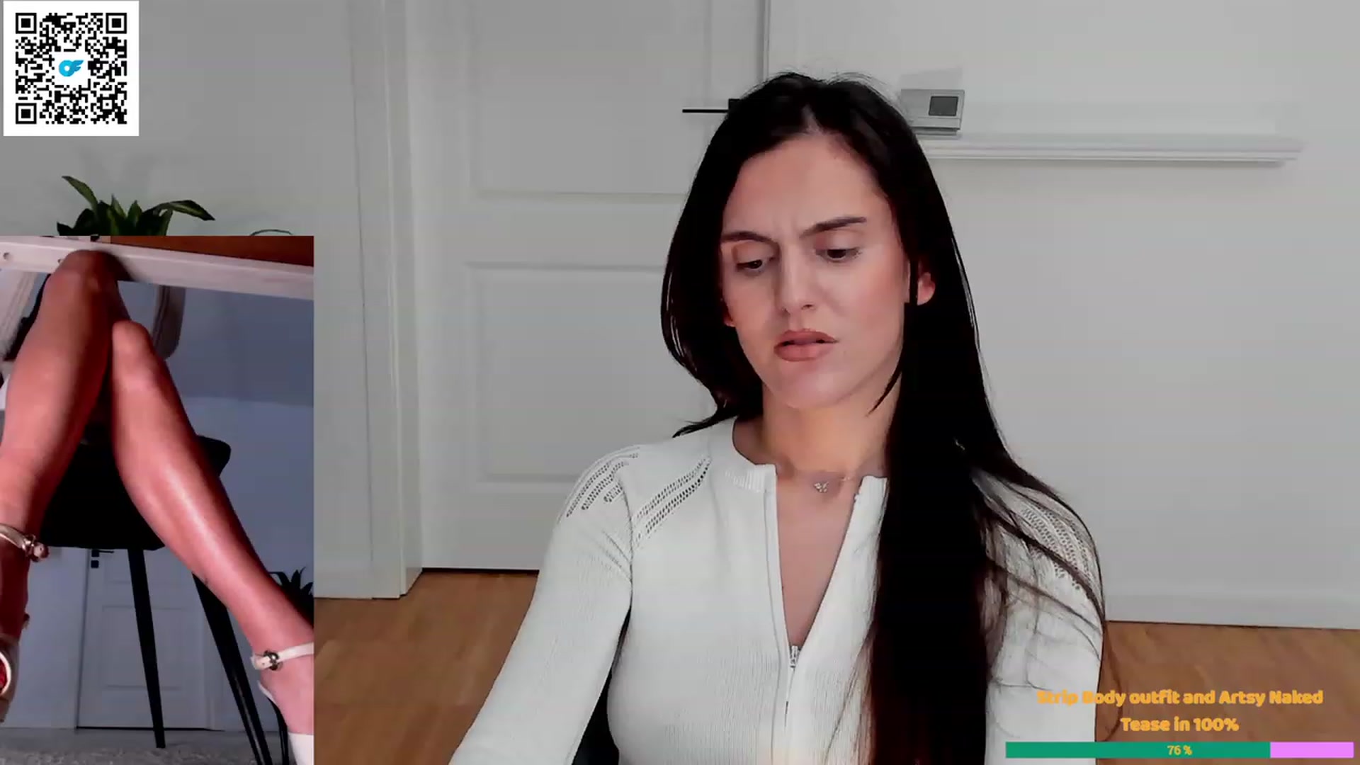 Gallery image thumbnail from Helle__'s myfreecams stream on, 02/26/2023, 19:03 image 15 of 20