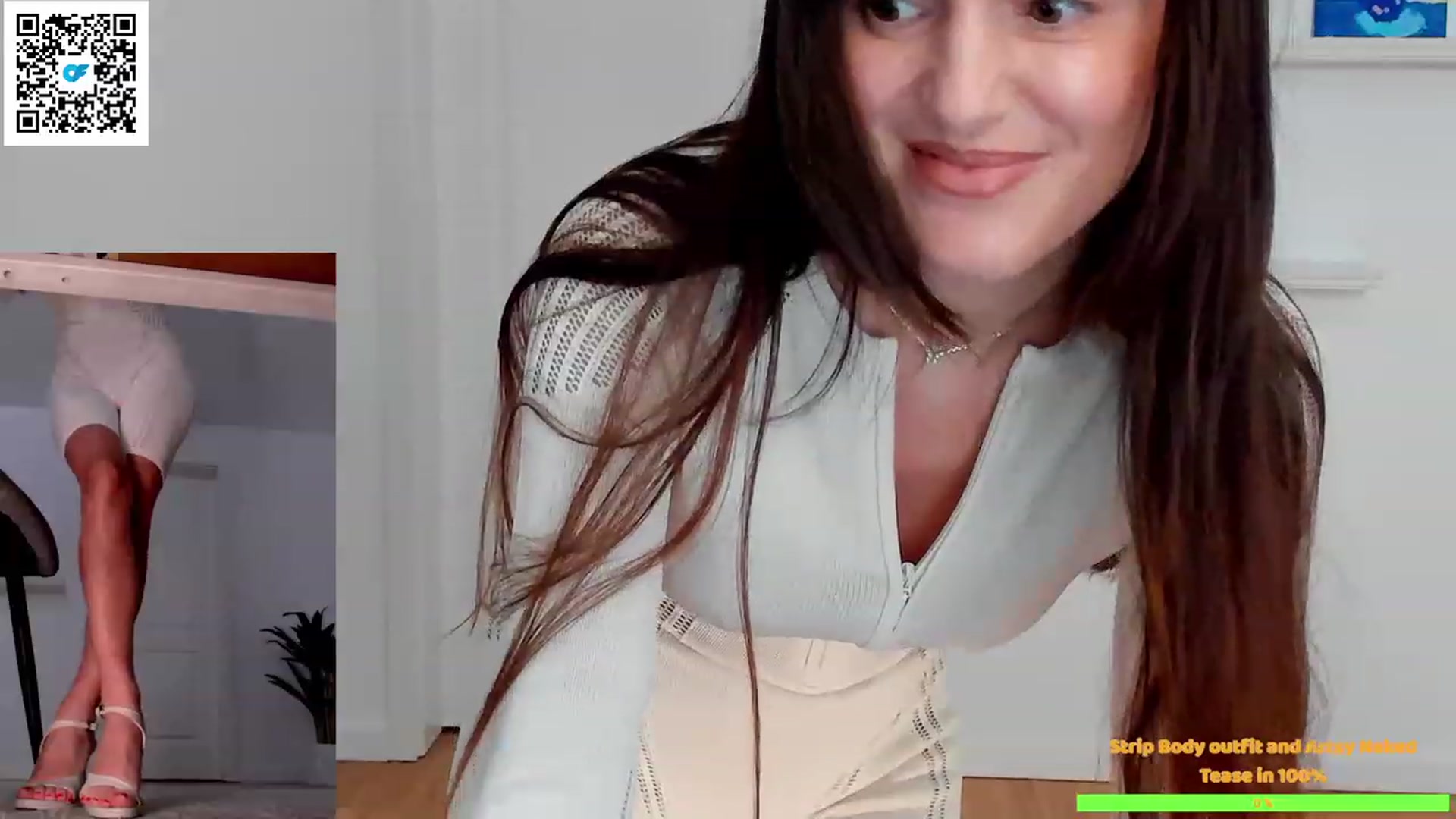 Gallery image thumbnail from Helle__'s myfreecams stream on, 02/26/2023, 20:14 image 4 of 20