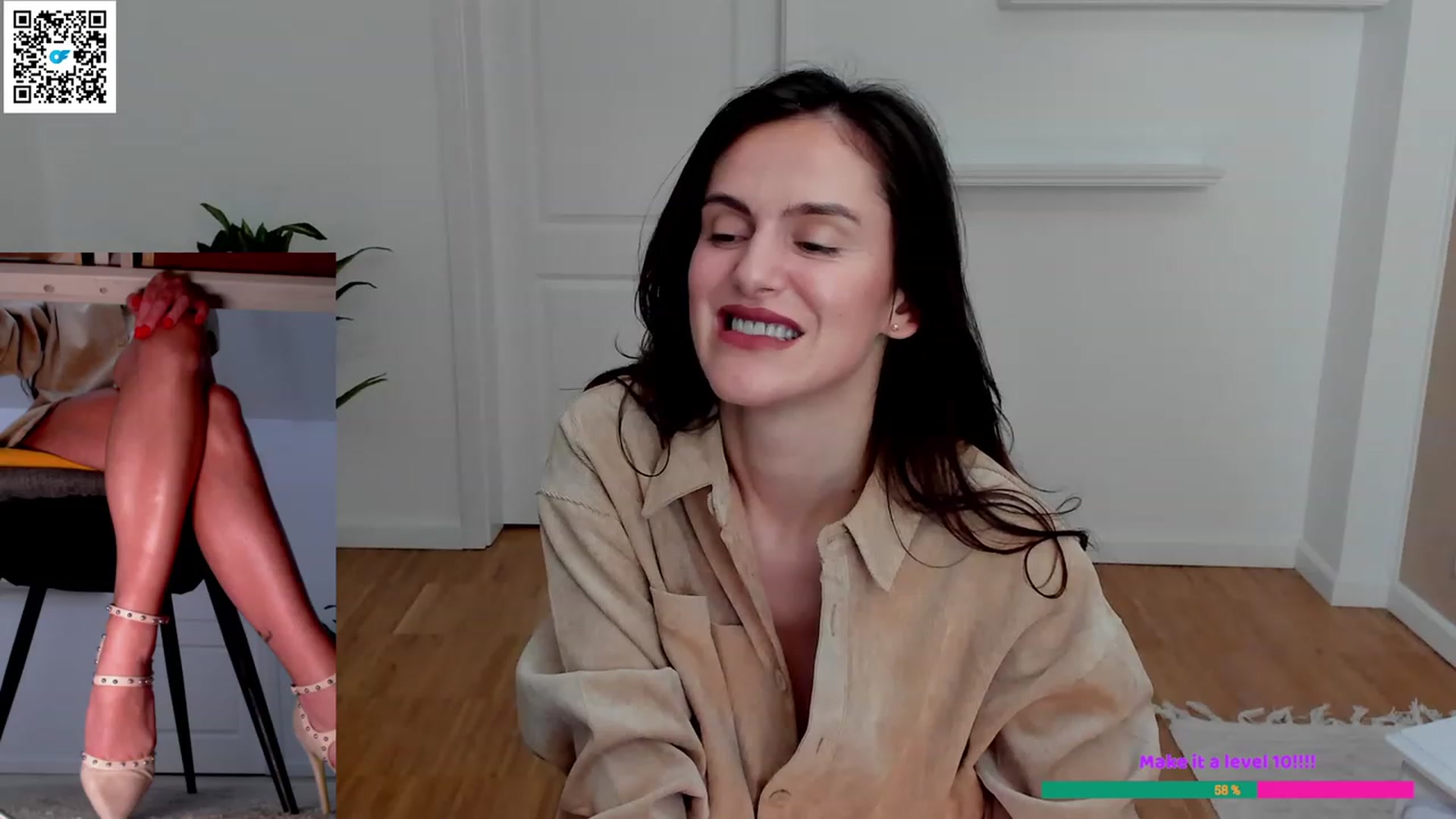 Gallery image thumbnail from Helle__'s myfreecams stream on, 03/04/2023, 20:15 image 15 of 20
