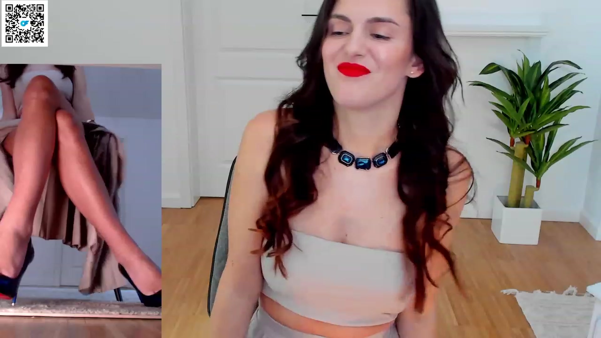 Gallery image thumbnail from Helle__'s myfreecams stream on, 03/08/2023, 11:25 image 20 of 20