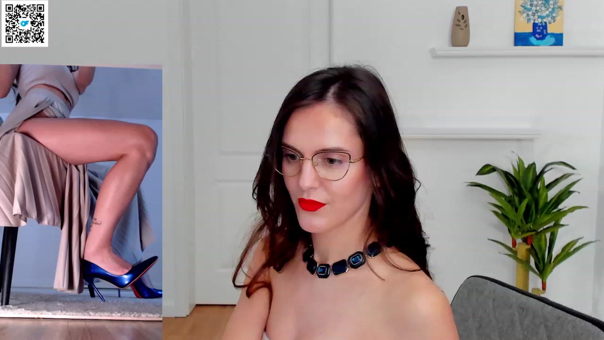 Gallery image thumbnail from Helle__'s myfreecams stream on, 03/08/2023, 13:38 image 20 of 20