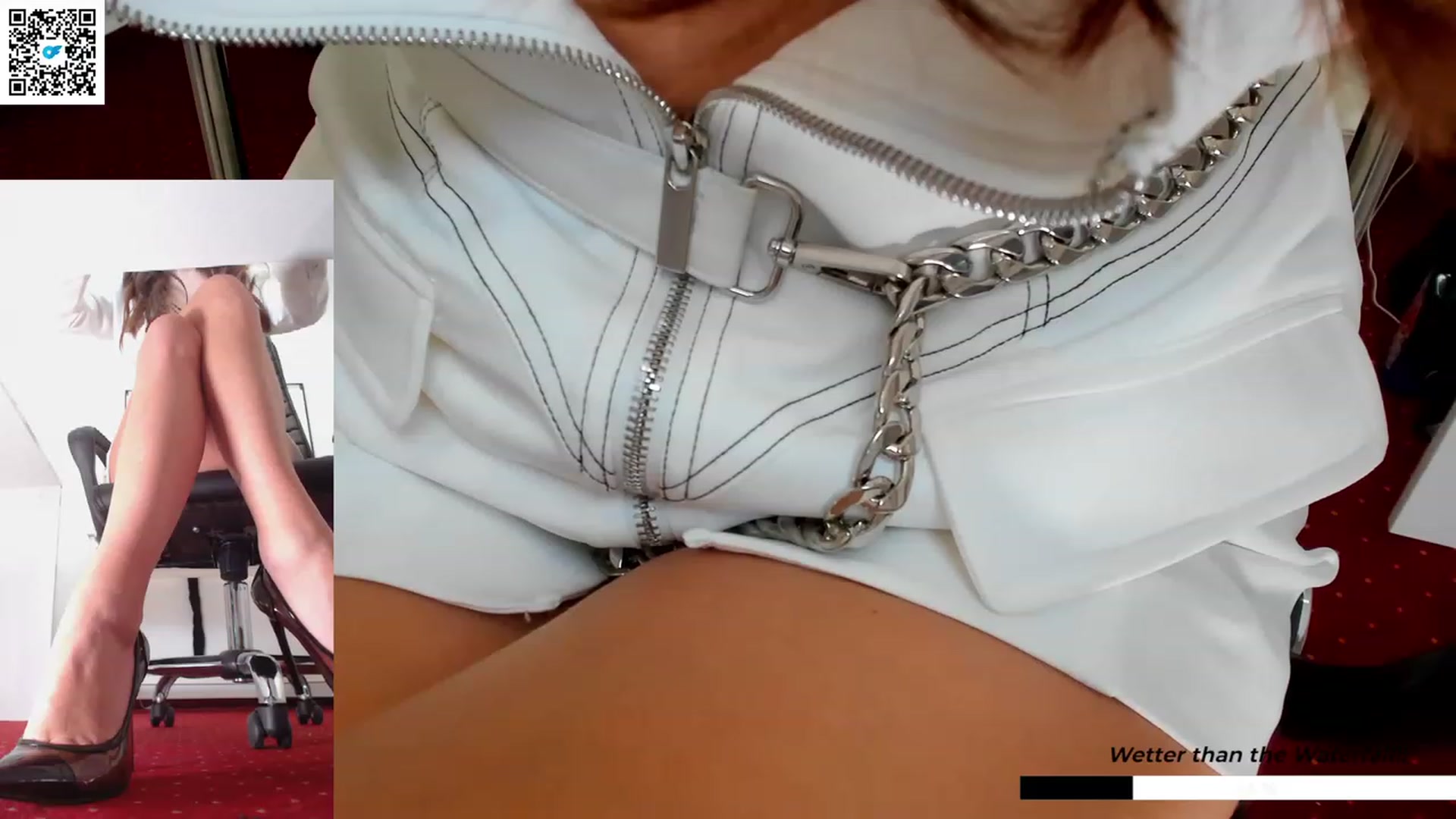 Gallery image thumbnail from Helle__'s myfreecams stream on, 03/09/2023, 11:11 image 14 of 20