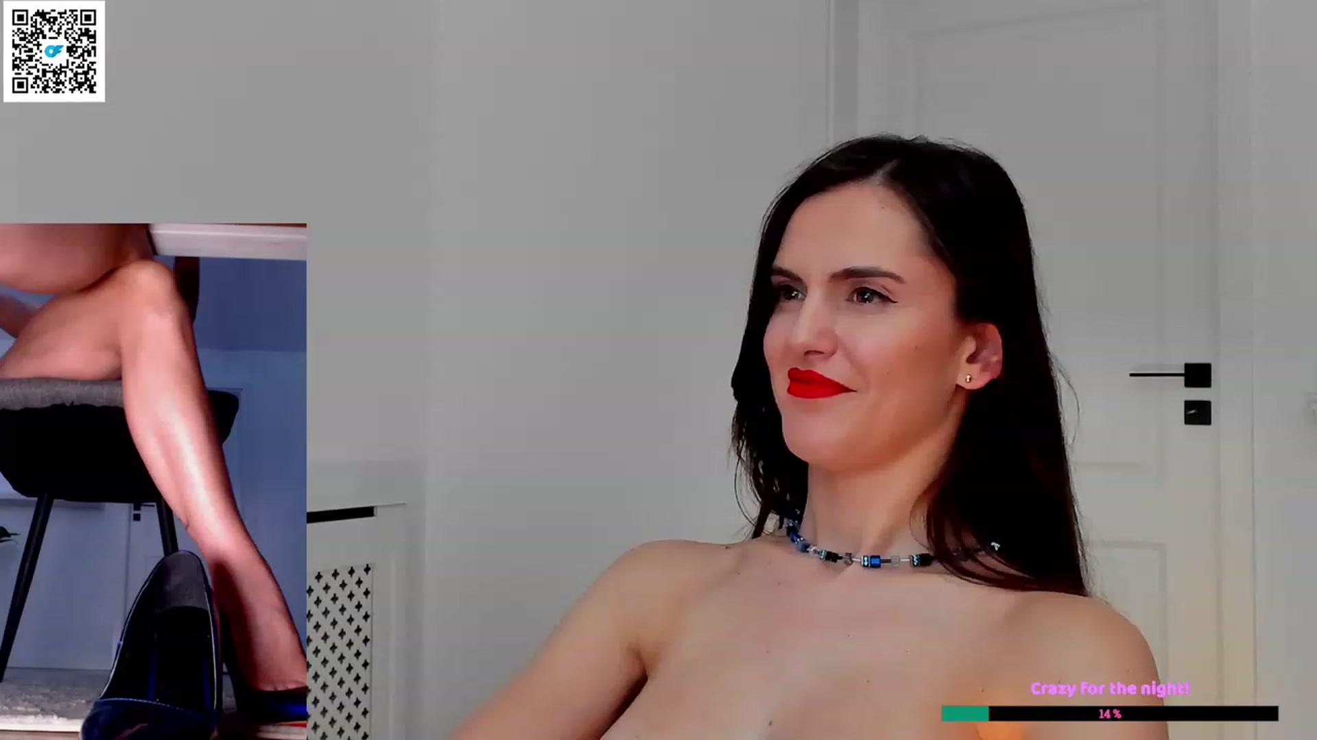 Gallery image thumbnail from Helle__'s myfreecams stream on, 03/11/2023, 21:44 image 10 of 20
