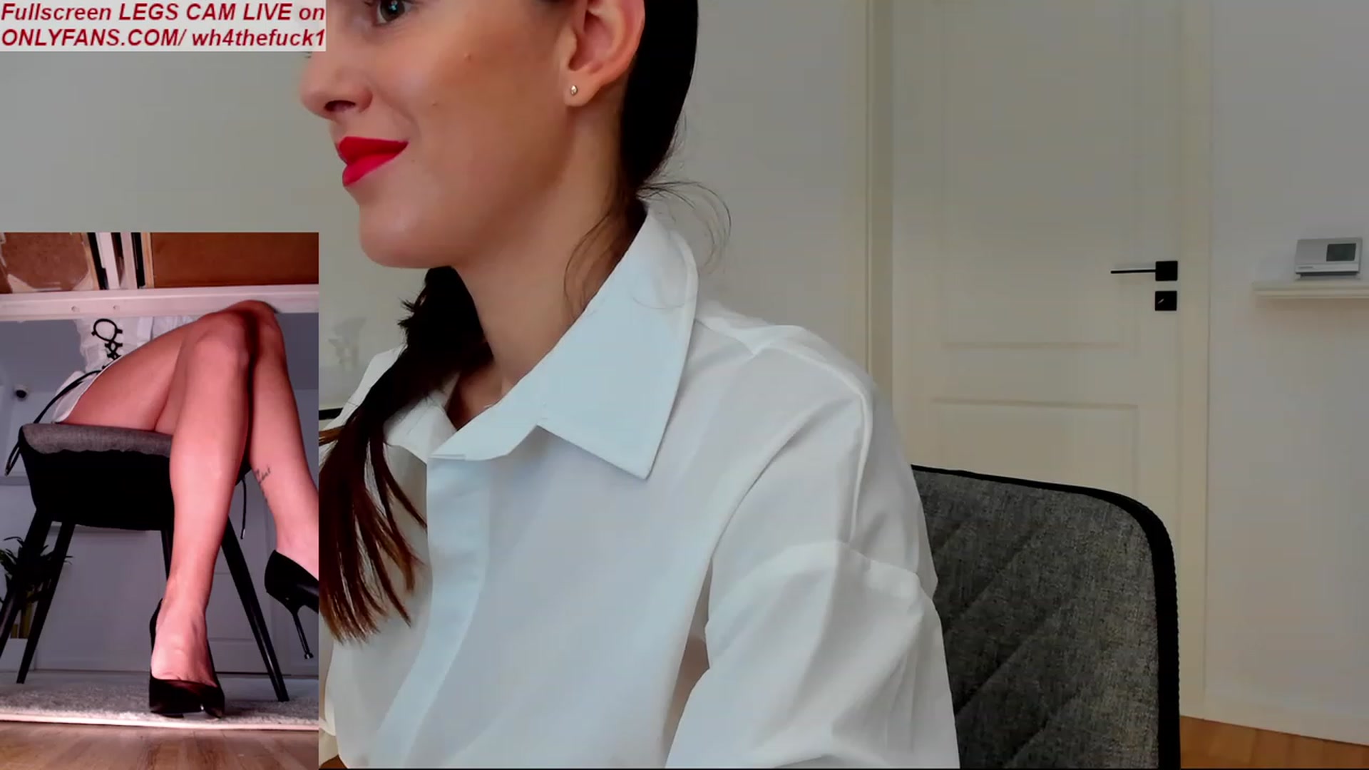 Gallery image thumbnail from Helle__'s myfreecams stream on, 03/22/2023, 09:56 image 10 of 20