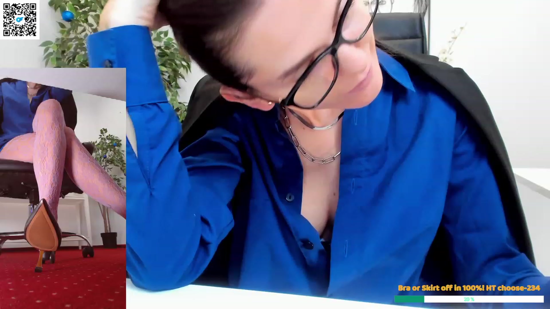 Gallery image thumbnail from Helle__'s myfreecams stream on, 04/06/2023, 10:41 image 20 of 20