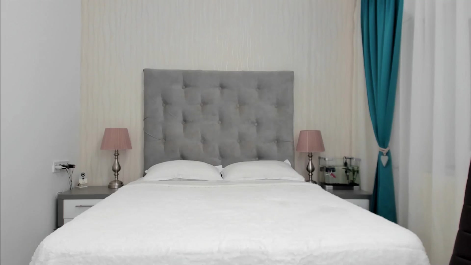 Gallery image thumbnail from HellenDream's myfreecams stream on, 05/27/2024, 17:33 image 19 of 20