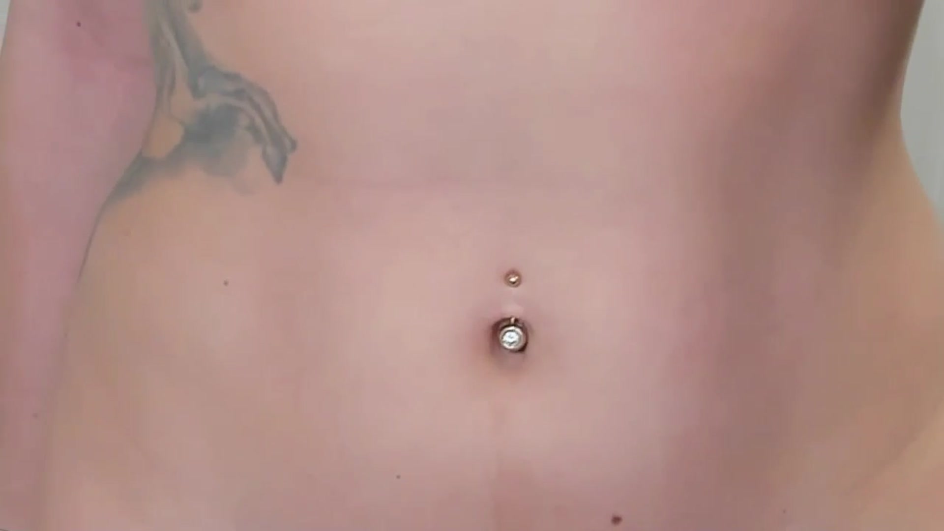 Gallery image thumbnail from HellenDream's myfreecams stream on, 02/26/2025, 20:26 image 9 of 20