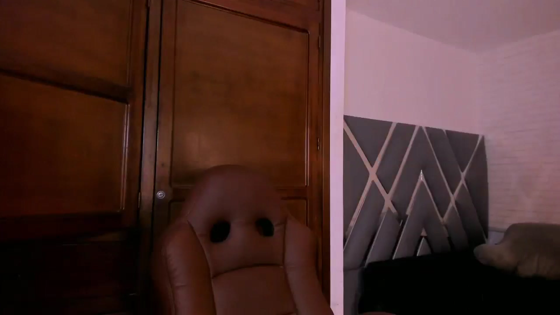 Gallery image thumbnail from Hellena_1's myfreecams stream on, 10/04/2025, 11:16 image 20 of 20