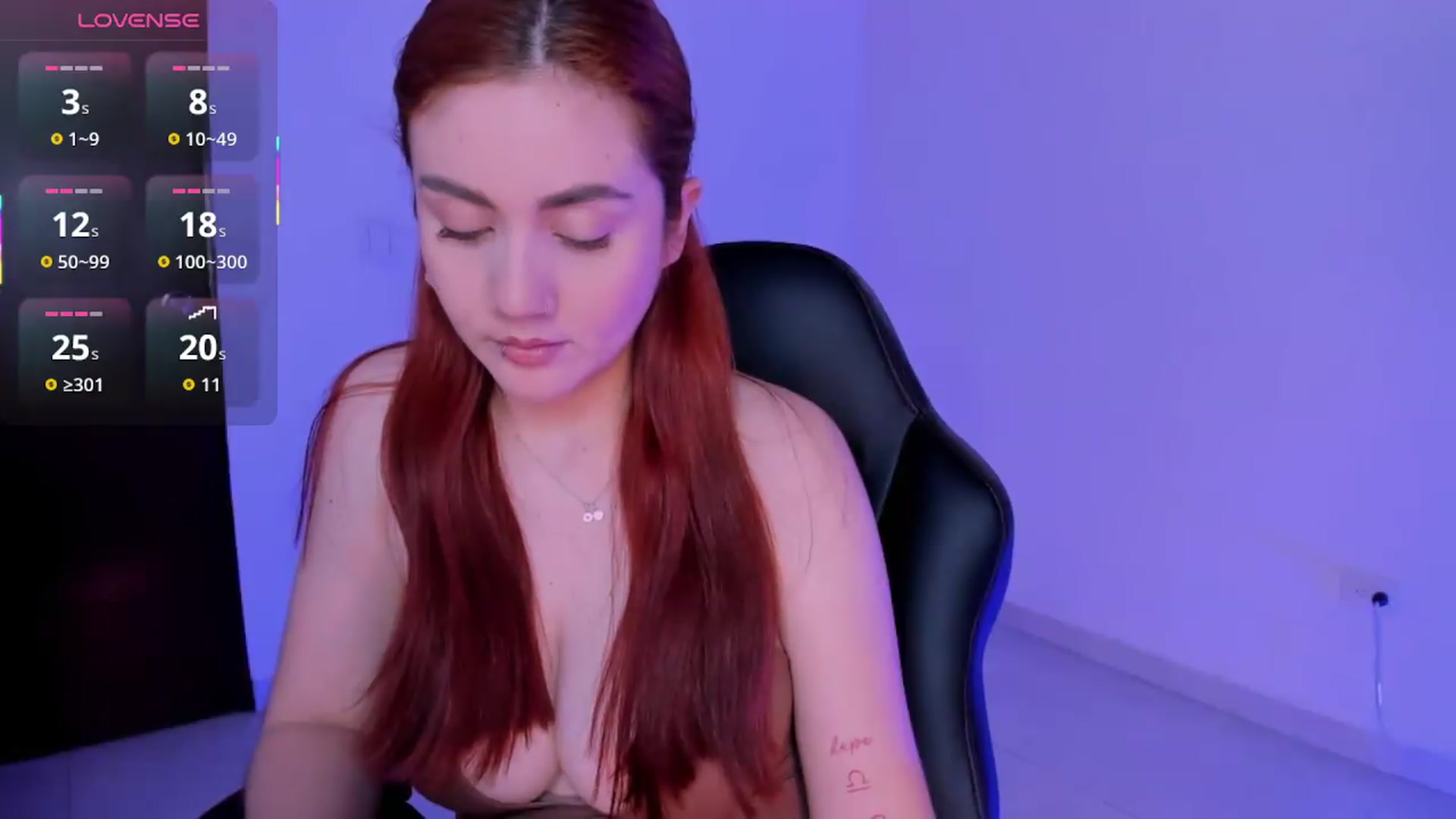 Gallery image thumbnail from Hellena_1's myfreecams stream on, 07/15/2026, 14:19 image 4 of 20