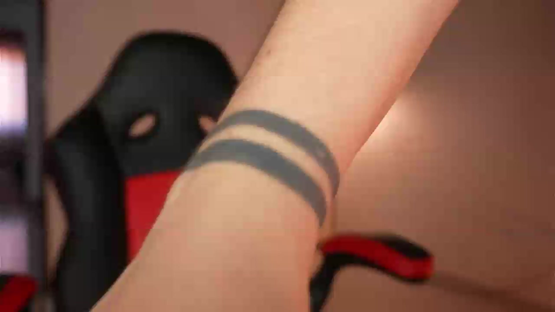 Gallery image thumbnail from Hellena_1's myfreecams stream on, 07/28/2026, 16:18 image 14 of 20