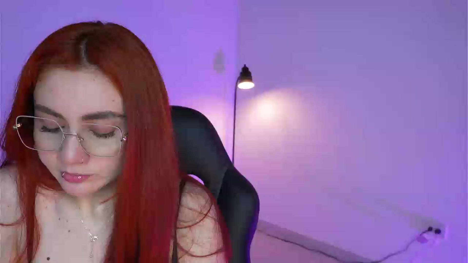 Gallery image thumbnail from Hellena_1's myfreecams stream on, 07/30/2026, 16:22 image 10 of 20