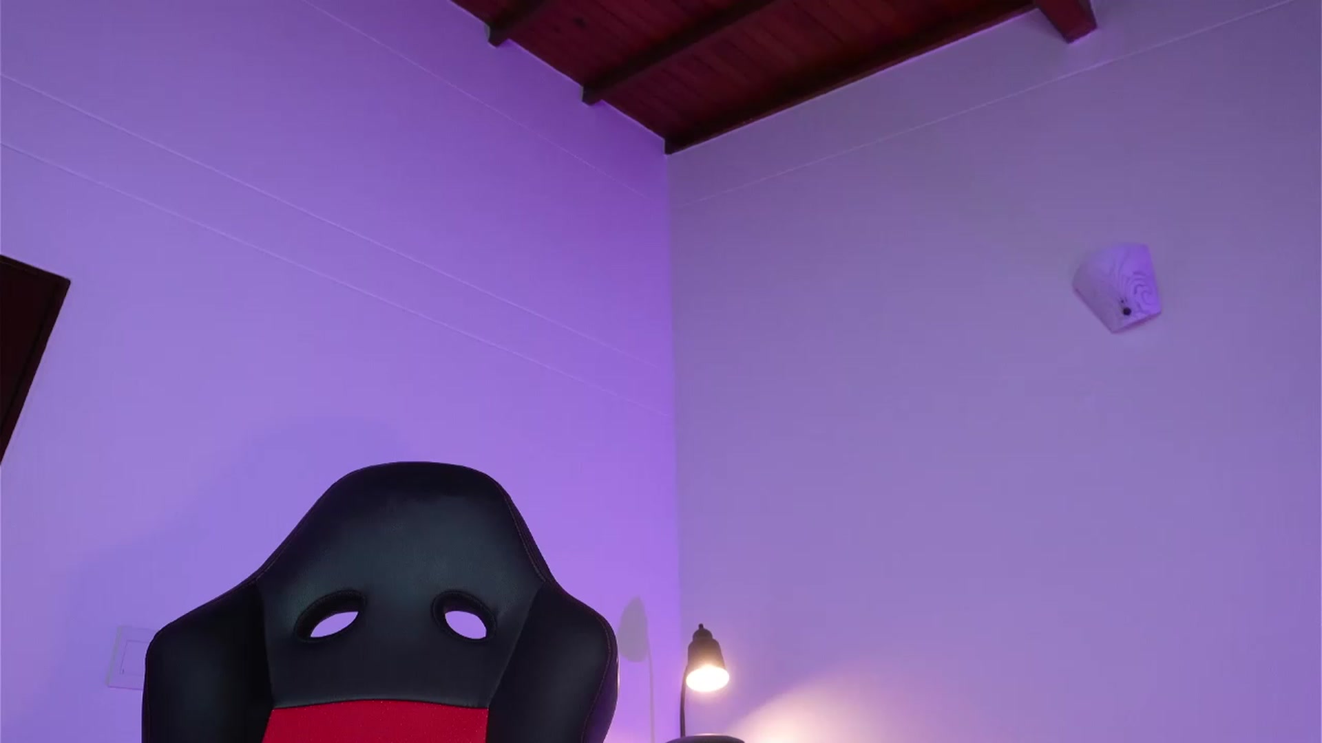 Gallery image thumbnail from Hellena_1's myfreecams stream on, 08/05/2026, 01:58 image 16 of 20