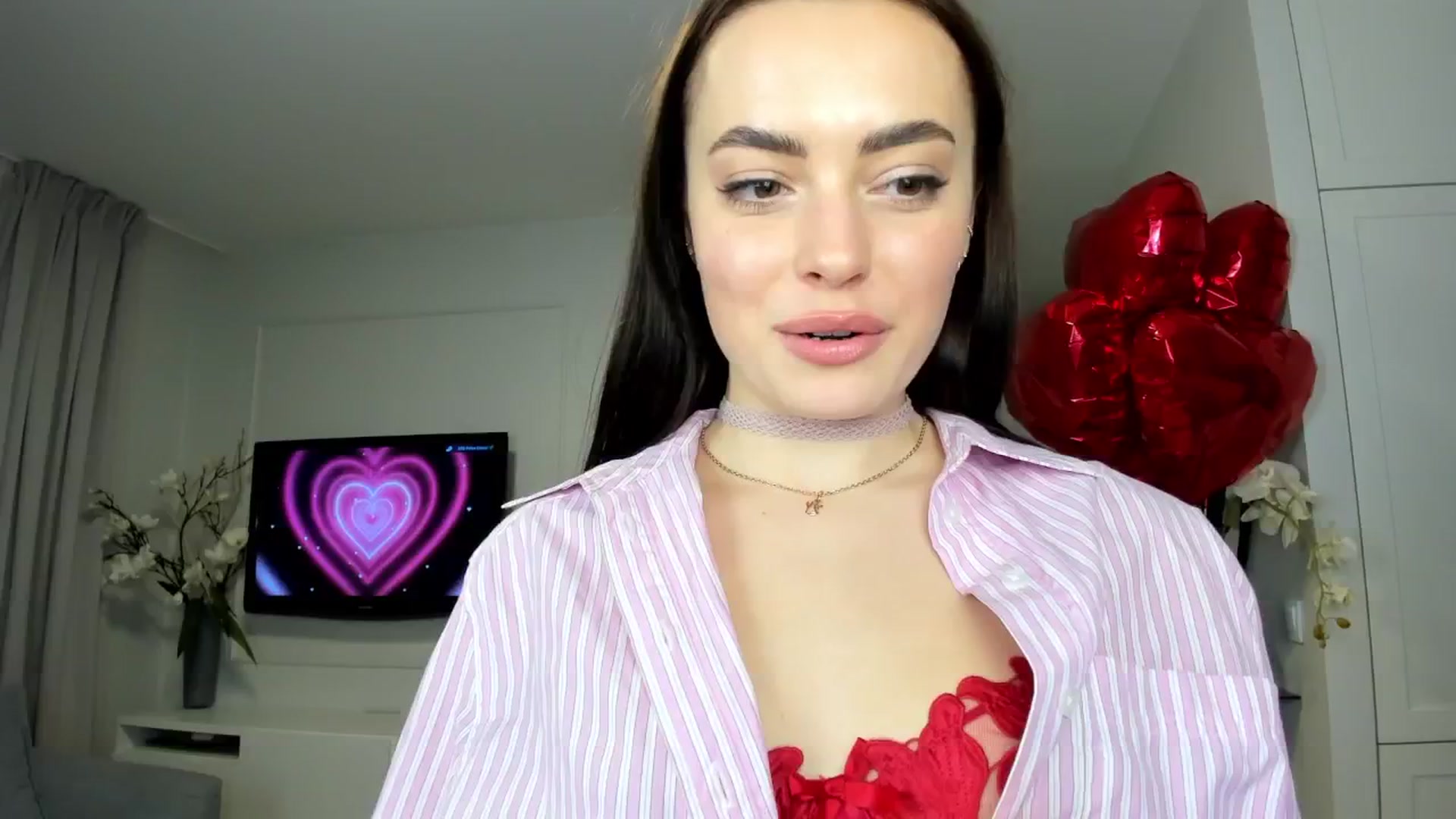 Gallery image thumbnail from Hellenhottie's myfreecams stream on, 11/04/2025, 17:39 image 10 of 20